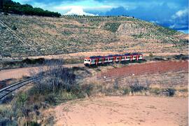 Automotores diésel de la serie 592, 593 y 596 de RENFE, conocidos como "Camellos"