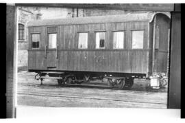Reproducción de una imagen del coche pagador PFA XI del Ferrocarril de Peñarroya a Puertollano y ...