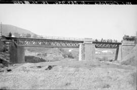 Puente del río Tamujar (Despeñaperros) situado en el km 267,994 de la línea Alcázar-Manzanares-Có...