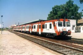 Automotores diésel de la serie 592, 593 y 596 de RENFE, conocidos como "Camellos"