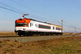 Electrotrenes de la serie 432 de RENFE, ex WMD 511 a 530, fabricada por CAF y MACOSA entre 1971 y...