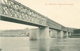 Puente de ferrocarril de Tortosa sobre el río Ebro, denominado Ebro I y situado en el km 191,983 ...