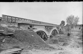 Sustitución de puentes metálicos. Línea de Madrid a Badajoz, km 490,500. Puente Alcazaba.