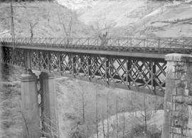 Puente de Congostinas, en el km 98,710 de la línea de León a Gijón