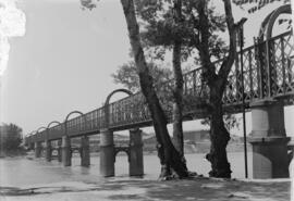 Puente de La Almozara sobre el río Ebro, en el km 2,062 de la línea de  Zaragoza a Alsasua