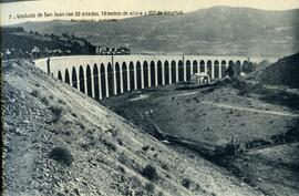 Viaducto de San Juan con 28 arcadas, 18 metros de altura y 357 de longitud en la línea del Canfra...