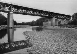 Reconstrucción del puente sobre el río Ter, lado Sant Jordi, en el p.k. 223,110 de la línea de Ba...