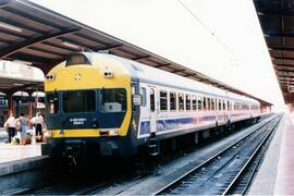 Electrotrenes de la serie 432 de RENFE, ex WMD 511 a 530, fabricada por CAF y MACOSA entre 1971 y...