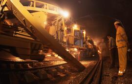 Renovación de vía en el túnel de Sabadell