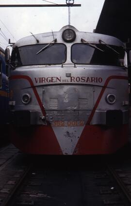 Locomotora diésel - eléctrica 352 - 001 - 2 "Virgen Peregrina" de la serie 352 de RENFE...