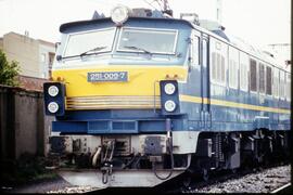 Locomotoras eléctricas de la serie 251 de Renfe. 1 a 35
