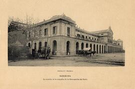 Fachada de la estación de la Compañía de los Caminos de Hierro del Norte de España en Barcelona, ...