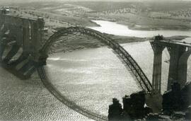 Ricardo Barredo de Valenzuela Construcciones. Tres grandes obras: Viaducto Francisco Martín Gil, ...