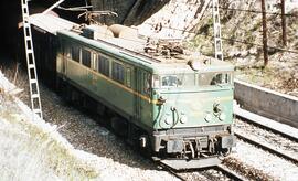 Locomotoras eléctricas de la serie 269 - 001 a 114 de RENFE, fabricadas por CAF entre 1973 y 1978