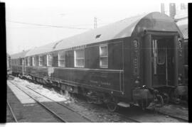 Coche cama WL 36x 5304 de la Compañía Internacional de Coches Cama (CIWL) formando parte de una c...