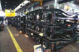 Estructuras de bogies para plataformas PMM en el taller de Valencia - Fuente de San Luis