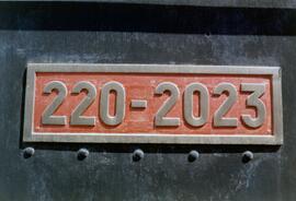 Placa de matriculación de la locomotora de vapor 220 - 2023 de RENFE, ex Andaluces nº 6