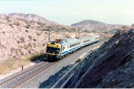 Electrotrenes de la serie 432 de RENFE, ex WMD 511 a 530, fabricada por CAF y MACOSA entre 1971 y...