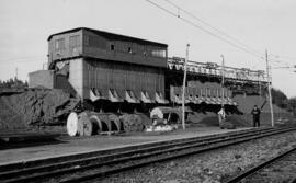 Cargadero de mineral de hierro de Regueral del Ferrocarril del Carreño