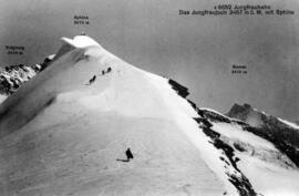 Jungfraubahn. La Jungfraujoch con Sphinx.