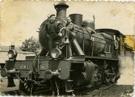 Locomotora 140-2043 en Granada