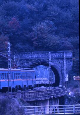 Unidad 440 en el túnel de Miravalles (Arrankudiaga)