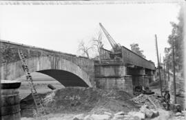 Sustitución de puentes metálicos. Línea Madrid a Badajoz, km. 456,907. Puente Aljucén.