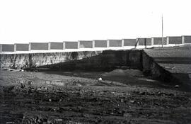 Construcción del nuevo depósito de automotores de la estación de Madrid - Cerro Negro de la línea...