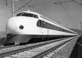 Composición Tokaido Shinkansen serie 0 de la línea New Tokaido Line (NTL) de los Ferrocarriles Na...