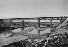 Reconstrucción del puente sobre el río Fluvià, denominado San Miquel Fluviá, en el p.k. 236,077 d...