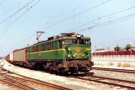 TÍTULO DEL ÁLBUM: Locomotoras eléctricas de la serie 289 de Renfe  (Ex 8900)