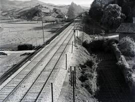 Km 615,400 de la línea de Madrid a Irún, entre el apeadero de Hernani y la estación de Hernani