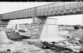 Sustitución de puentes metálicos.Situado en el km 456,907. Línea Madrid a Badajoz. Puente Aljucén.