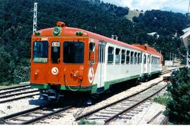 Unidades eléctricas serie 442, construidas por La Maquinista Terrestre y Marítima (MTM) y Brown B...