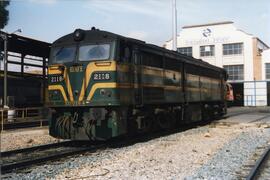 Locomotora diésel - eléctrica 321 - 018 - 4 de la serie 321 - 001 a 080 de RENFE, ex 2118 de la s...