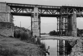 Reconstrucción del puente sobre el río Fluvià, denominado San Miquel Fluviá, en el p.k. 236,077 d...