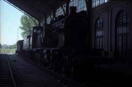 Locomotora de vapor sin identificar en la estación de Madrid - Delicias, sede del Museo del Ferro...