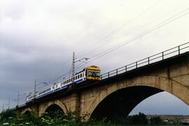 Electrotrenes serie 444, construidos por Construcciones y Auxiliar de Ferrocarriles (CAF) y Mater...