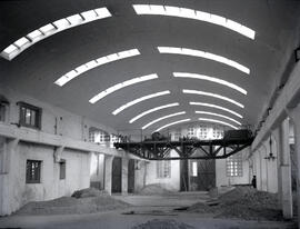 Construcción del nuevo depósito de automotores de la estación de Madrid - Cerro Negro de la línea...