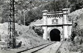 Túnel Internacional de Somport, situado en el km 25,164 de la línea de Jaca a Canfranc, entre los...