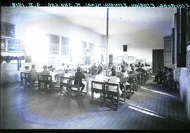 Escuela de la estación de Espelúy de la línea de Manzanares a Córdoba, situada en el p.k. 340,600