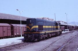 Locomotoras diésel - eléctricas de la serie 319 - 001 a 060 y 071 a 103 de RENFE, ex. 1901 a 1960...