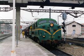 Locomotora eléctrica 7706 de la serie 7700 (Renfe 277)