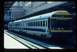 Automotor eléctrico RENFE de la serie 444 - 500 en Madrid-Chamartín