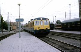 Automotores diésel de la serie 592 de RENFE, coches motores serie 9 - 593 - 001 a 302, conocidos ...