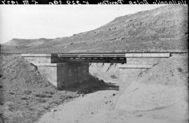 Pontón en el km 238,390 de la línea de Valladolid a Ariza, dentro del término del municipio soria...