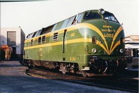 Locomotora diésel hidromecánica 340 - 002 - 5 de la serie 340 - 001 a 032 de RENFE, ex. 4002 de l...