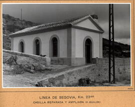 Casilla reparada y ampliada en el km 23,601 de la línea de Segovia