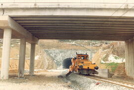 Desguarnecedora de balasto de la constructora TECSA