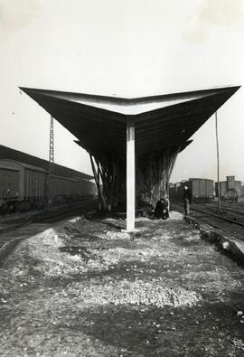 Vista general de la 2ª marquesina en construcción de la estación lucense de Monforte de Lemos de ...